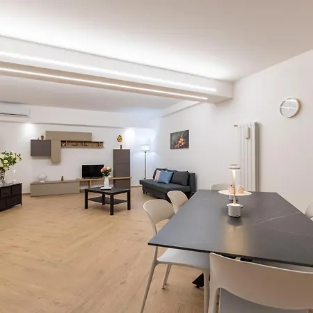 Apartment In Butterfly *